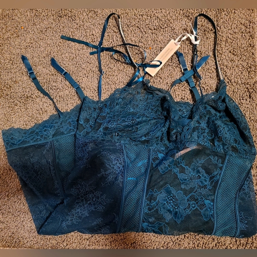 Victoria Secret Sheer Lace Garter Slip